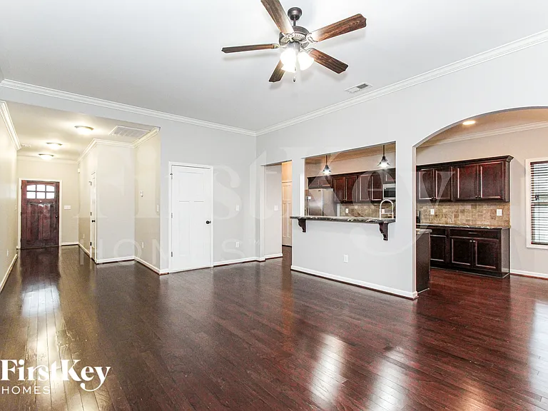 2067 Kerry Cir — Photo 4