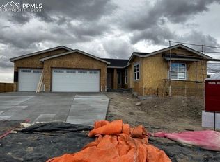 10104 Grand Lawn Cir, Colorado Springs, CO 80924