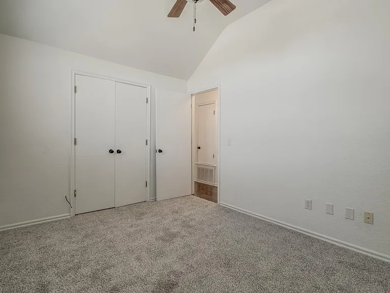 1812 Pebble Creek Blvd — Photo 31