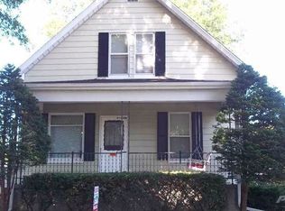 805 Lawrence St, La Porte, IN 46350