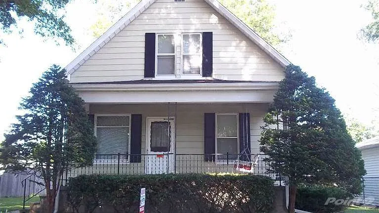 805 Lawrence St photo 1