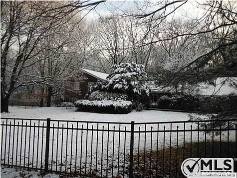 2nd image of 42 Southview Ter