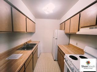 2037 Inverway Ct #1B-2BA-2200SQFT, Kalamazoo, MI 49009