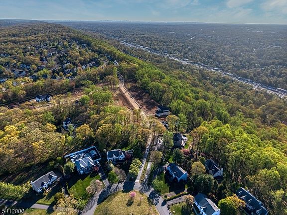 4th image of 4 Harlow Pointe Cove
