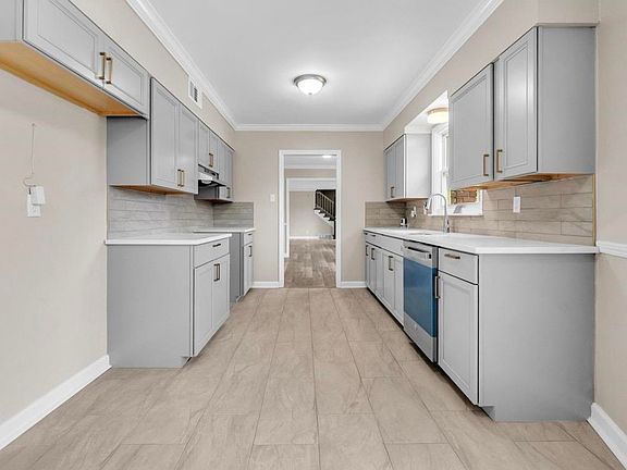 3rd image of 1649 Babs Rd