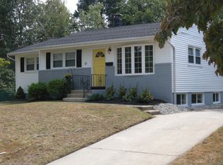 31 Cedarbrook Dr, Turnersville, NJ 08012