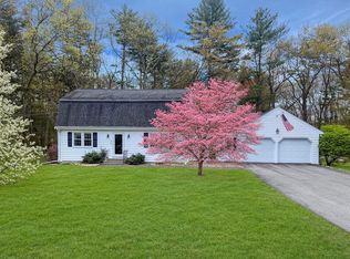 7 Farrwood Dr, Andover, MA 01810