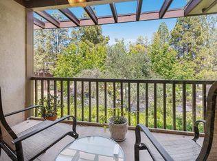 16 Forest Ln, San Rafael, CA 94903