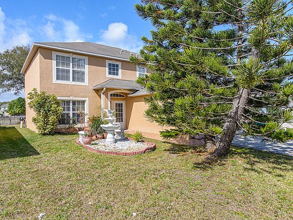 2nd image of 2120 Myla Ln