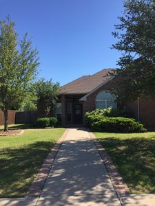 607 Acorn St, Pilot Point, TX, 76258