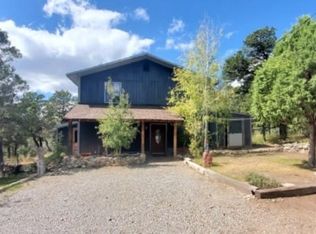 216 Raven Rd, Tijeras, NM 87059
