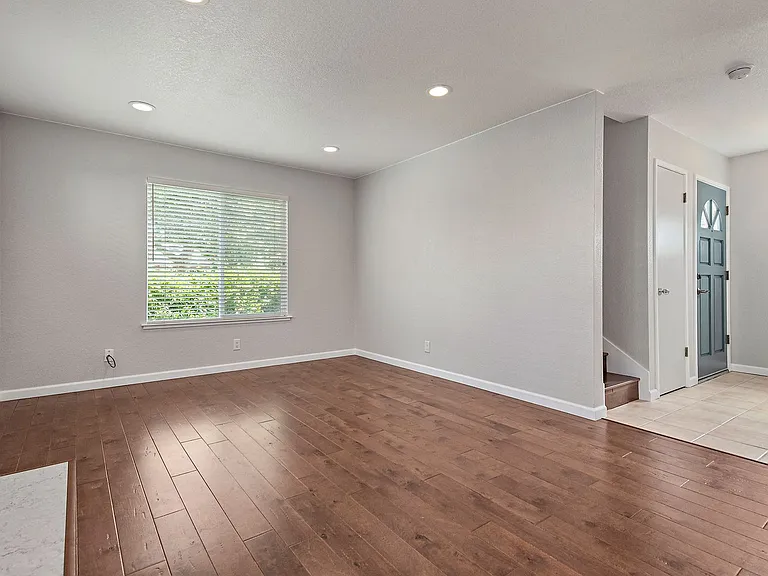 127 N 9th St — Photo 5