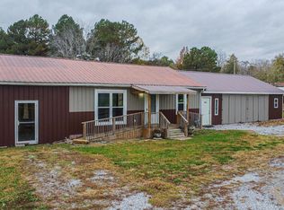 7637 Mott City Rd, Fredonia, KY 42411