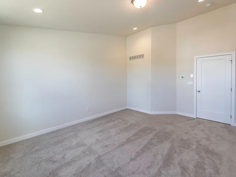 2843 Hardwick Rd — Photo 25