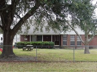 6303 McGinnes Rd, Santa Fe, TX 77517