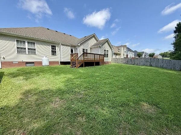 3275 Twelve Oaks Blvd — Photo 24