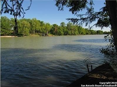 1st image of 328 Meadow Lake Dr