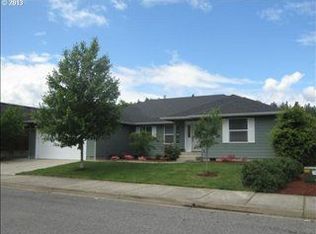 160 SE Rifle Range St, Roseburg, OR 97470