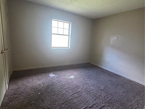 4th image of 5409 Laccasine Dr