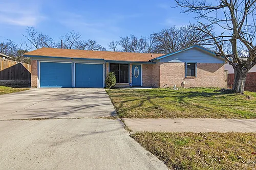 1403 Little St Photo 1