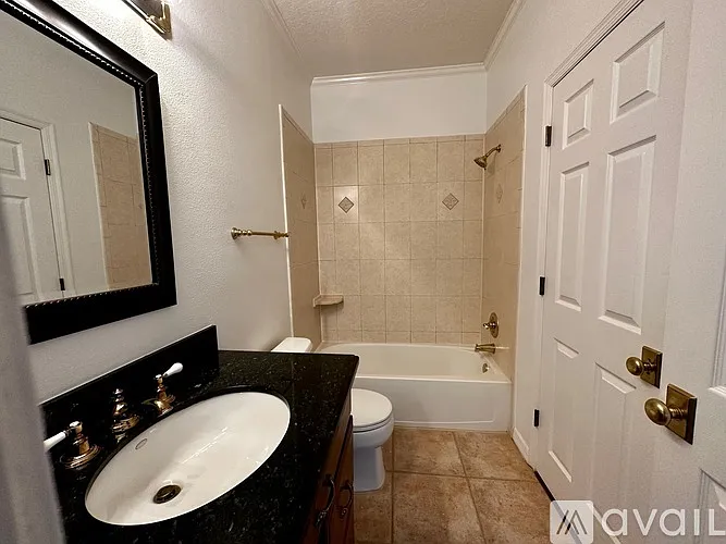 407 Iris St — Photo 51
