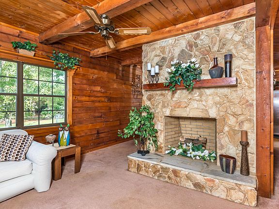 4th image of 1830 Cypress Lake Dr