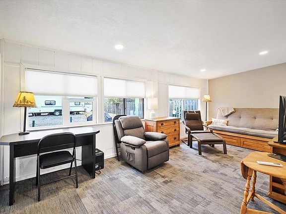 5th image of 33801 S Badger Ln #122