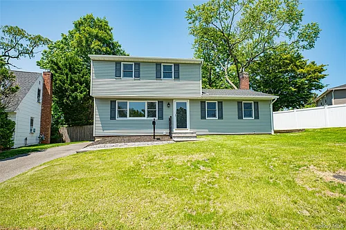 69 Allan Dr Photo 1