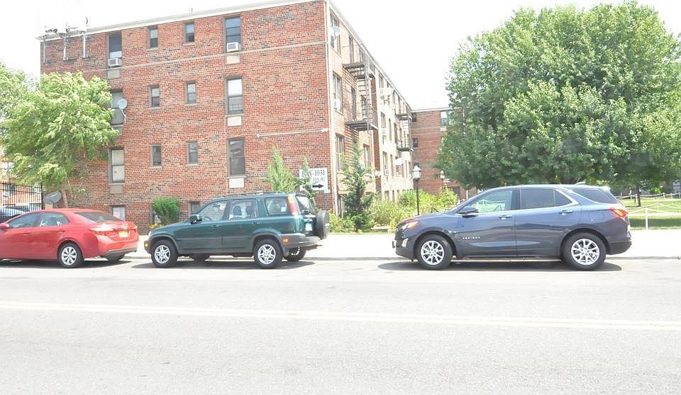 1st image of 1001 E 108th St APT 3C