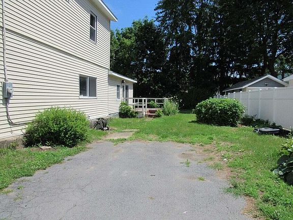 5th image of 9 Smith St