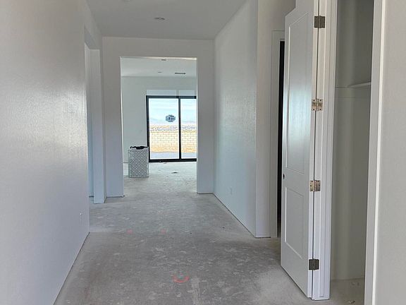 4th image of 5668 E Blackburn Ct