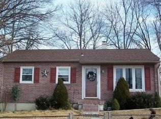 860 Crescent Ave, Runnemede, NJ 08078