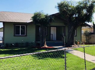 12410 S Willowbrook Ave, Compton, CA 90222