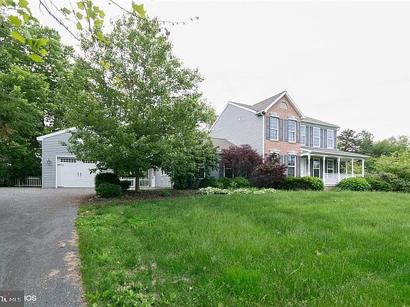 2nd image of 10689 Scenic View Dr