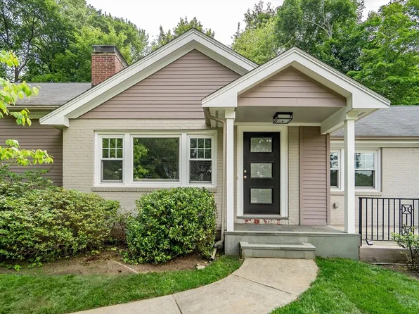 20 Lila Rd, Jamaica Plain, MA 02130