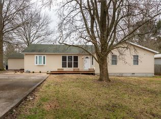 15157 Bradley Ln, Marion, IL 62959