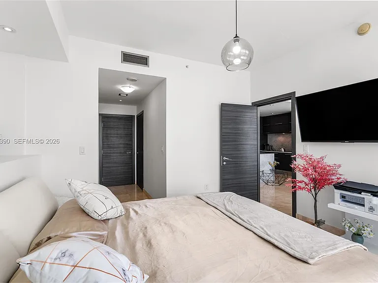 900 Biscayne Blvd #3704 — Photo 35