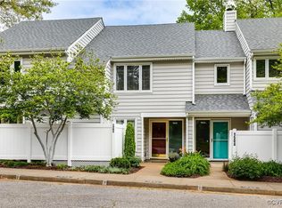 1502 Sycamore Square Dr, Midlothian, VA 23113