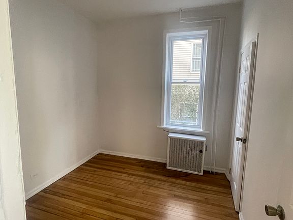 4th image of 289-291 John St #3