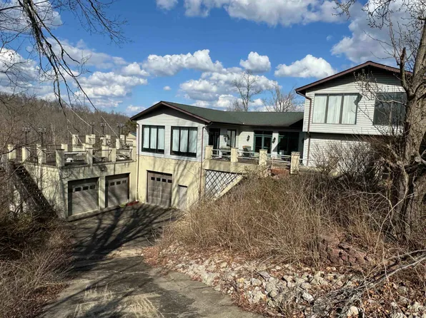 3605 Morrow Rd, Huntington, WV 25701