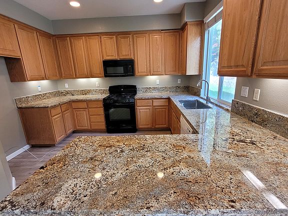 5th image of 6764 Copper Glen Cir