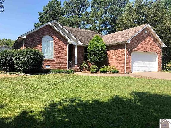 2nd image of 95 Brittany Ln