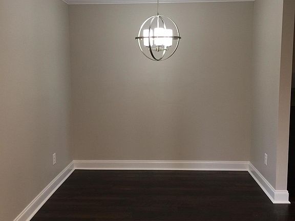 4th image of 18 Steelbrook Ln