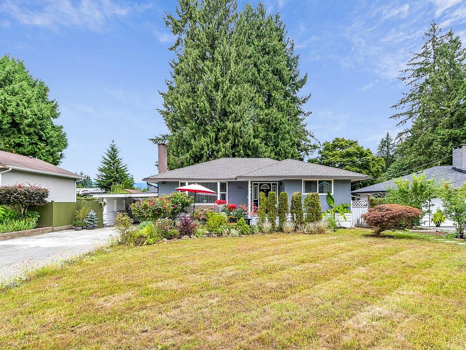 1st image of 21727 Ridgeway Cres