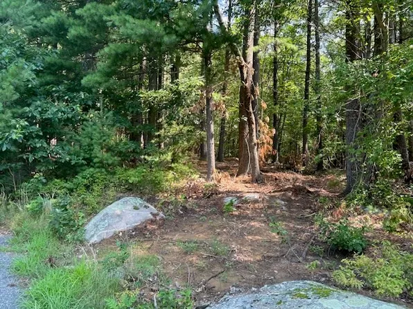 LOT 3 Hazel Plz, Uxbridge, MA 01569