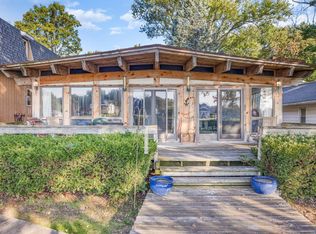 421 River Rd, Bay City, MI 48706