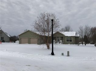 4 Laska Cir, Jamestown, NY 14701