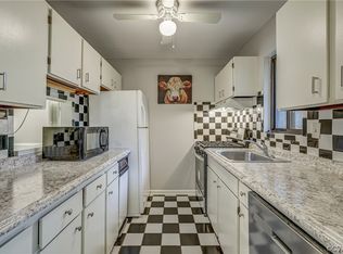 11805 S Briar Patch Dr, Midlothian, VA 23113