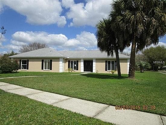 1st image of 9202 Regents Park Dr