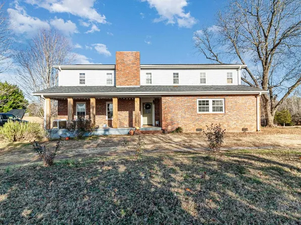 611 Old Burnett Rd, Inman, SC 29349